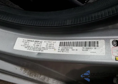 2013 Chrysler 200 Touring z USA, uszkodzony, nr VIN 1C3CCBBG2DN737353